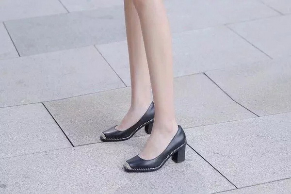 CHANEL Shallow mouth Block heel Shoes Women--004